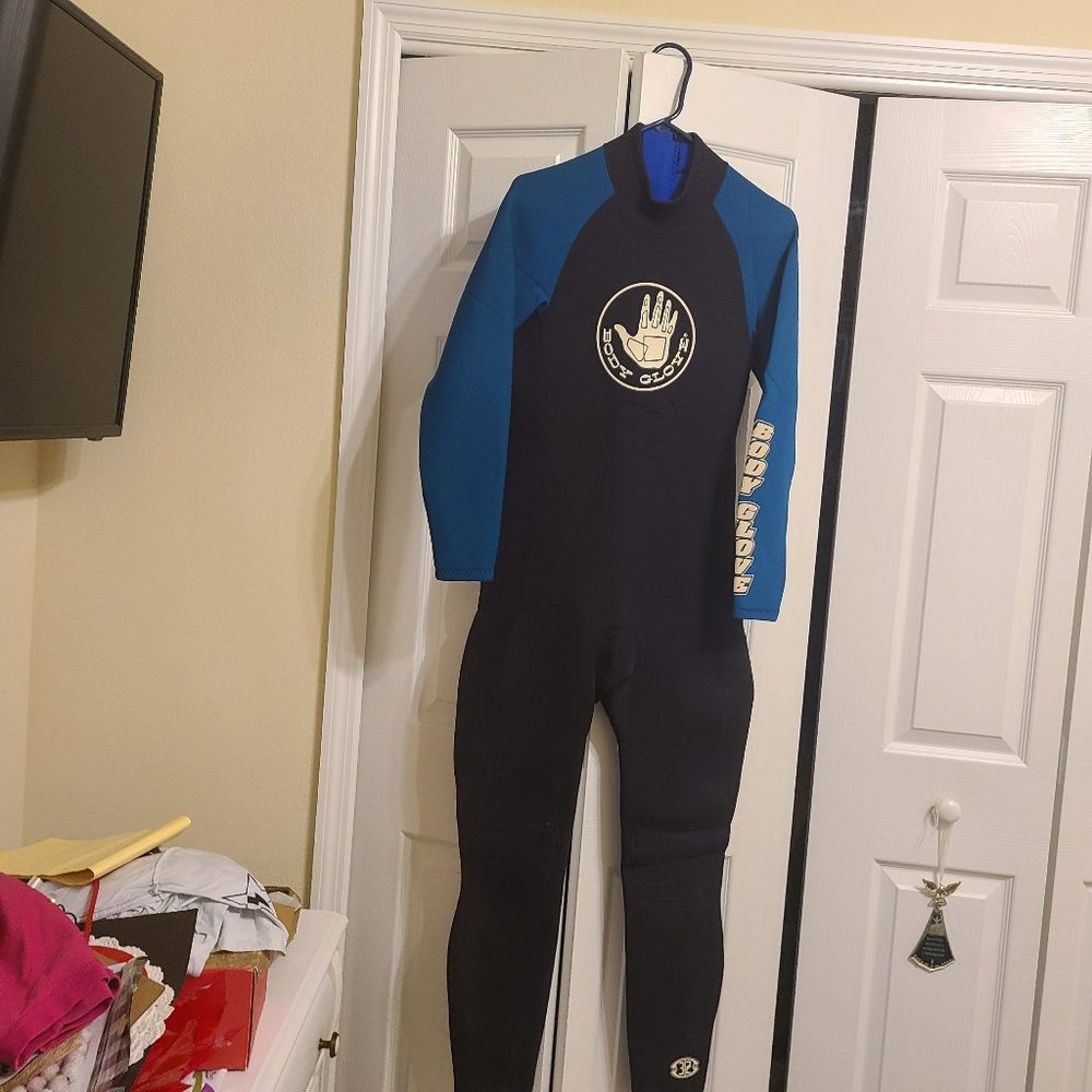 Body Glove Wet Suit